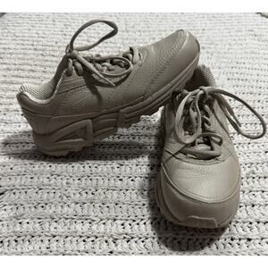 Brooks Addiction Walker Sneakers Shoes Trainers 1200321B121 Womens 6 36.5 Beige